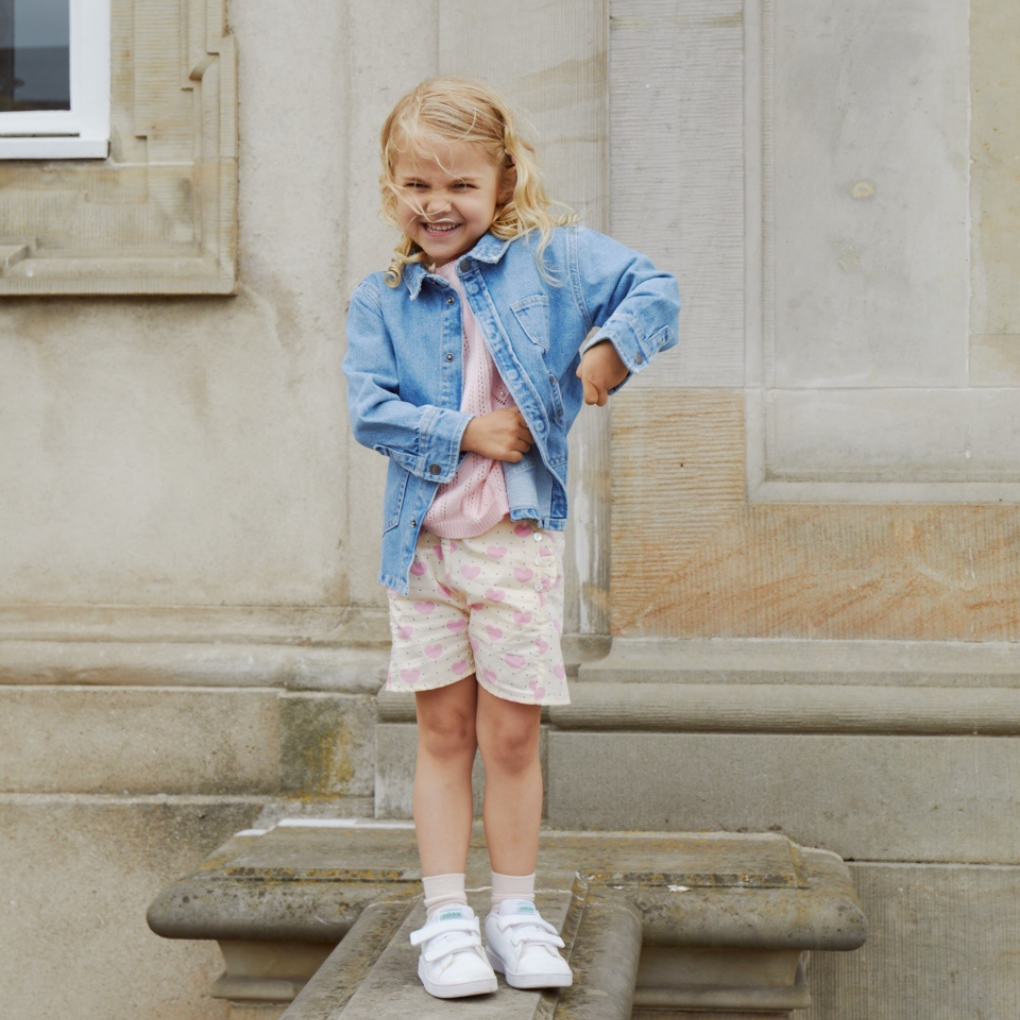 Herz- und Tupfen-Shorts